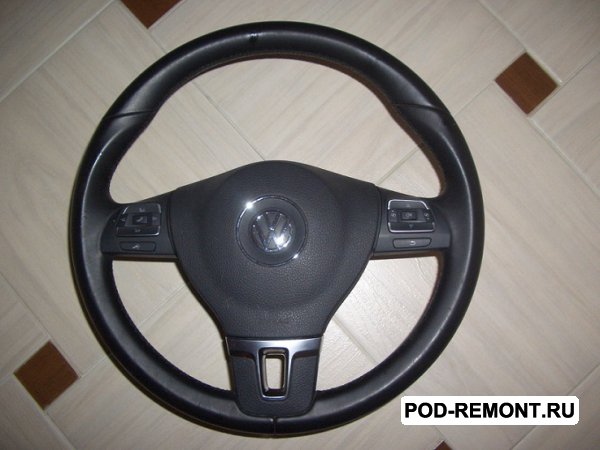 Продам Руль с кнопками и подушкой безопасности в сборе  для Volkswagen Polo