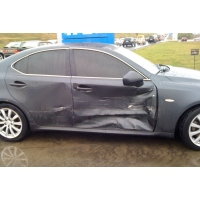 Lexus Is после ДТП