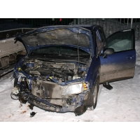 Продам Mazda Premacy битый