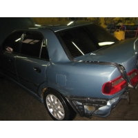 Mitsubishi Carisma битый
