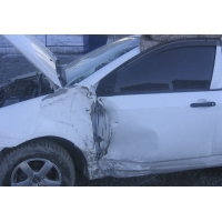 Продам а/м Toyota Corolla битый