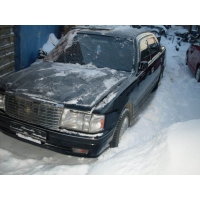 Продам Toyota Crown битый