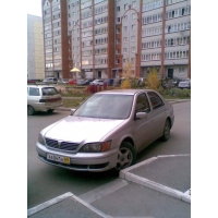 Toyota Vista требует ремонта.