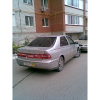 Toyota Vista требует ремонта.