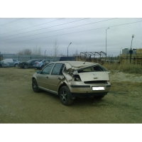 VOLKSWAGEN GOLF 2001г. в после дтп. на ходу.