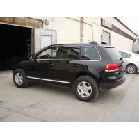 Битый Volkswagen Touareg 2003 г. в. ,  ТОРГ