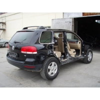 Битый Volkswagen Touareg 2003 г. в. ,  ТОРГ