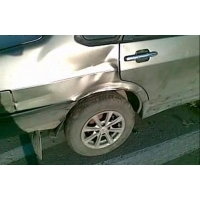 Битый ВАЗ 21099