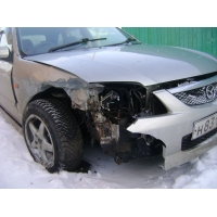 Продам Mazda Familia битый