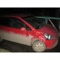 Продам а/м Honda Fit требующий вложений