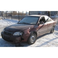 Продам а/м Kia Spectra битый