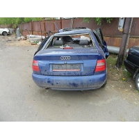Продам а/м Audi A4 битый