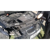 Продам а/м BMW 3 series битый