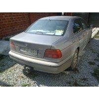 Продам а/м BMW 5 series битый