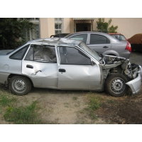 Продам а/м Daewoo Nexia битый