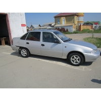 Продам а/м Daewoo Nexia битый