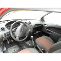 Продам а/м Ford Fiesta битый