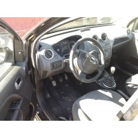 Продам а/м Ford Fiesta битый