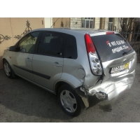 Продам а/м Ford Fiesta битый