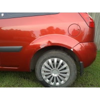 Продам а/м Ford Fiesta требующий покраски