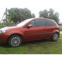 Продам а/м Ford Fiesta требующий покраски