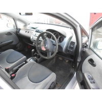 Продам а/м Honda Fit битый
