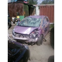 Продам а/м Honda Jazz битый