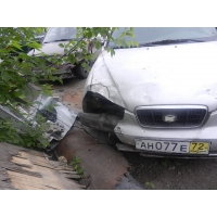 Продам а/м Hyundai Elantra битый