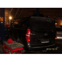 Продам а/м Hyundai H1 (Starex)  требующий вложений