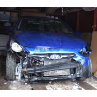 Продам а/м Hyundai Solaris битый