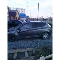 Продам а/м Hyundai Solaris битый