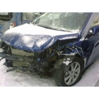 Продам а/м Hyundai Solaris битый