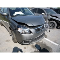 Продам а/м Kia Rio битый