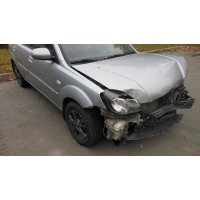 Продам а/м Kia Rio битый
