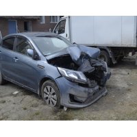 Продам а/м Kia Rio битый