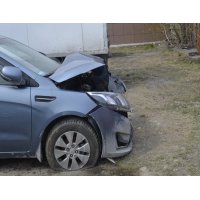 Продам а/м Kia Rio битый
