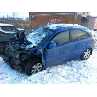 Продам а/м Kia Rio битый