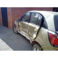 Продам а/м Kia Rio битый