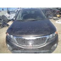 Продам а/м Kia Sorento битый
