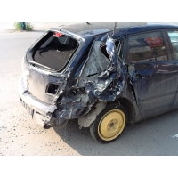 Продам а/м Mazda 3 битый