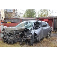 Продам а/м Mazda Axela битый