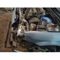 Продам а/м Mazda Familia битый