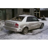 Продам а/м Mazda Familia битый
