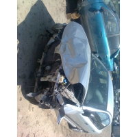 Продам а/м Mitsubishi Carisma битый