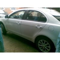 Продам а/м Mitsubishi Lancer битый
