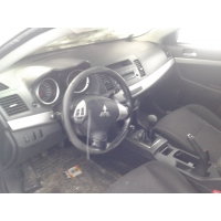 Продам а/м Mitsubishi Lancer битый