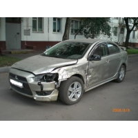 Продам а/м Mitsubishi Lancer битый