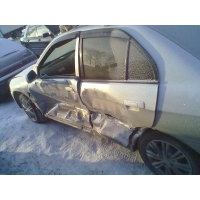Продам а/м Mitsubishi Lancer битый