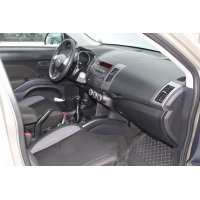 Продам а/м Mitsubishi Outlander XL битый