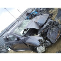 Продам а/м Mitsubishi Outlander битый